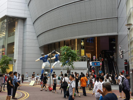 Luxury shopping in Hong Kong